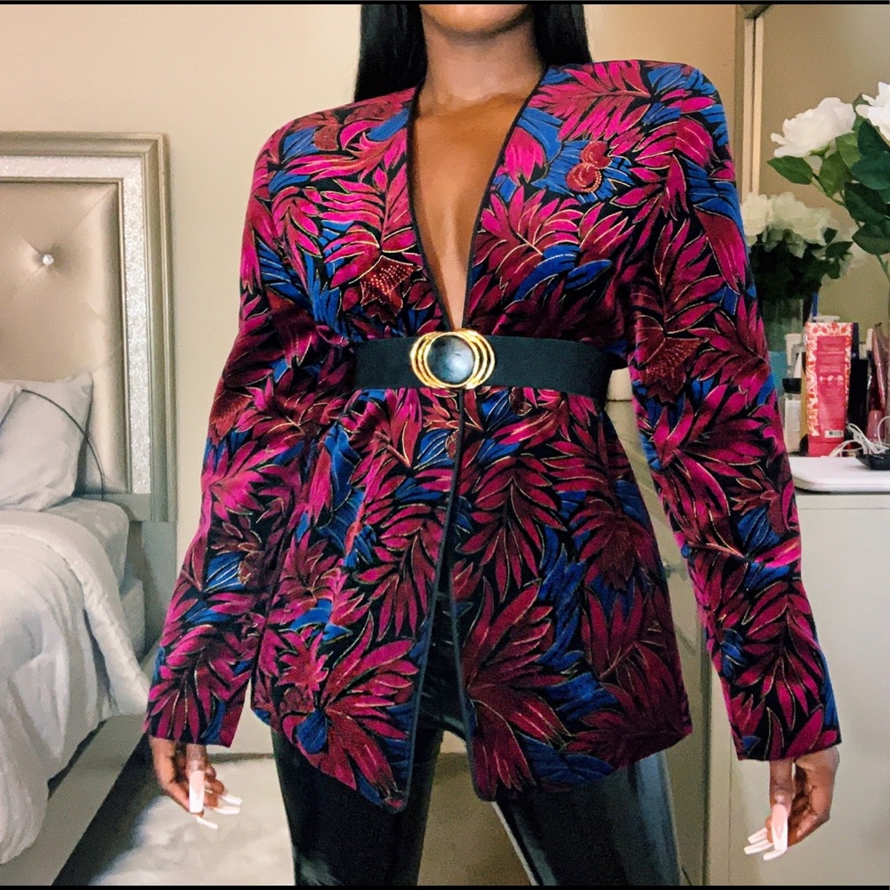 Suede vintage blazer (belt not included)